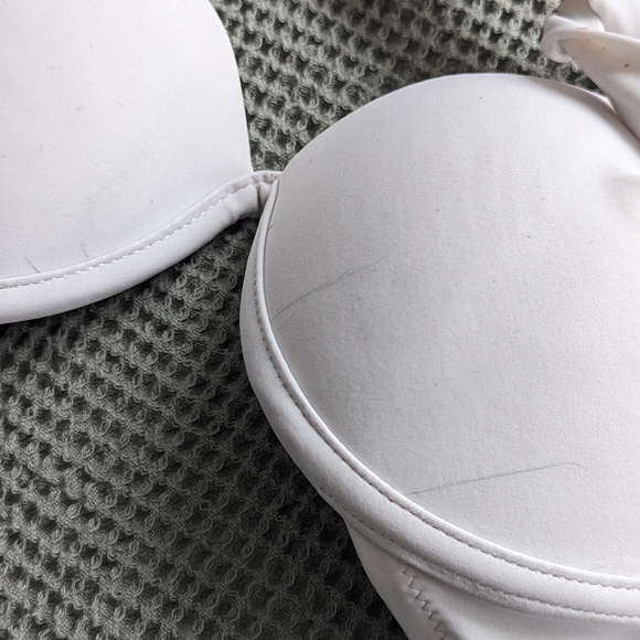 Bundle of 5 Bikini Tops, VS Victoria Secret Embroidered Detail Summer Swimsuits - Picture 10 of 12